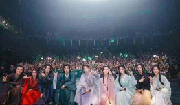 莲花楼演唱会爆料视频在线观看