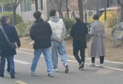 南京网红吃瓜事件,揭秘网络舆论的风暴与真相