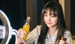 圈内爆料钟美美是谁扮演的,揭秘网络红人钟美美扮演者之谜